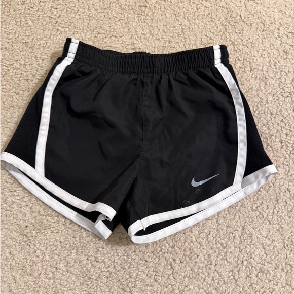 Nike Women's Black and White Athletic Shorts - Picture 3 of 5